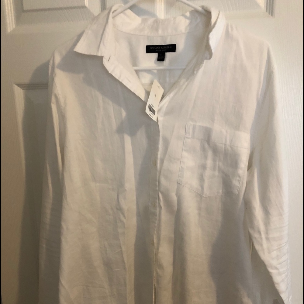 Banana Republic White Button Down Cotton Shirt